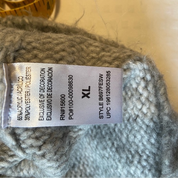 Democracy Soft Gray V-Neck Cardigan W/Sparkly Snap Closures Sz XL - Picture 8 of 9